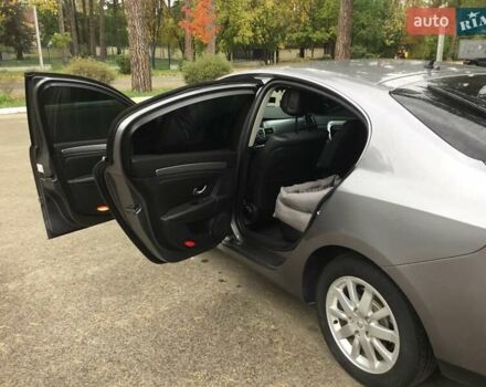 Серый Рено Лагуна, объемом двигателя 1.5 л и пробегом 370 тыс. км за 6500 $, фото 3 на Automoto.ua