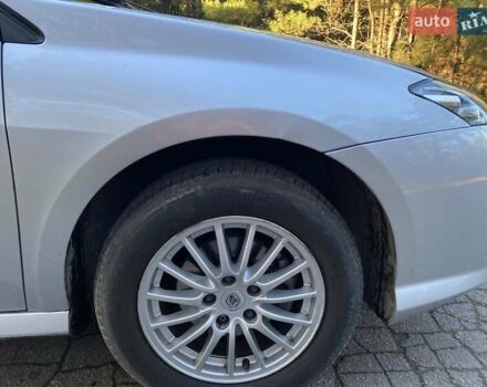 Серый Рено Лагуна, объемом двигателя 1.46 л и пробегом 205 тыс. км за 7500 $, фото 6 на Automoto.ua