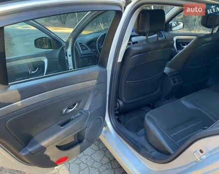 Серый Рено Лагуна, объемом двигателя 1.46 л и пробегом 205 тыс. км за 7500 $, фото 17 на Automoto.ua