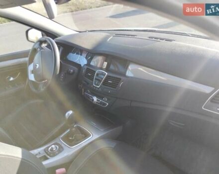 Серый Рено Лагуна, объемом двигателя 1.46 л и пробегом 180 тыс. км за 9300 $, фото 7 на Automoto.ua