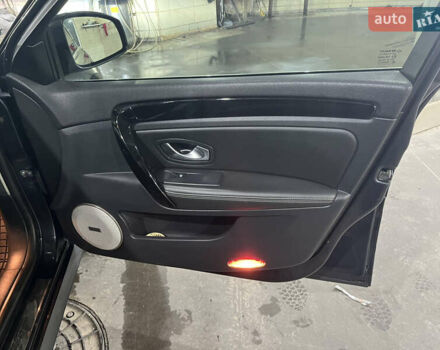 Рено Лагуна 2013 в Киеве на Automoto.ua Серый Рено Лагуна, объемом двигателя 1.5 л и пробегом 286 тыс. км за 7500 $, фото 20 на Automoto.ua