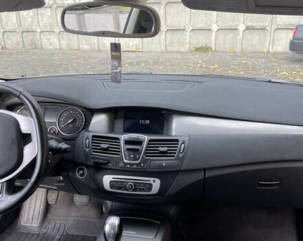 Сірий Рено Лагуна, об'ємом двигуна 1.5 л та пробігом 270 тис. км за 8300 $, фото 13 на Automoto.ua