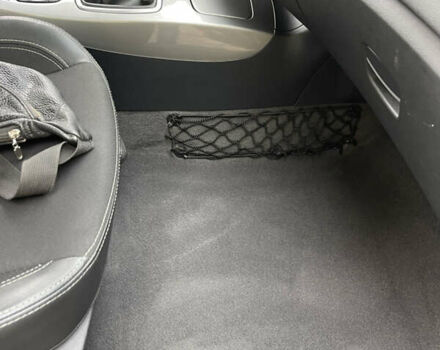 Сірий Рено Лагуна, об'ємом двигуна 1.5 л та пробігом 270 тис. км за 8300 $, фото 17 на Automoto.ua