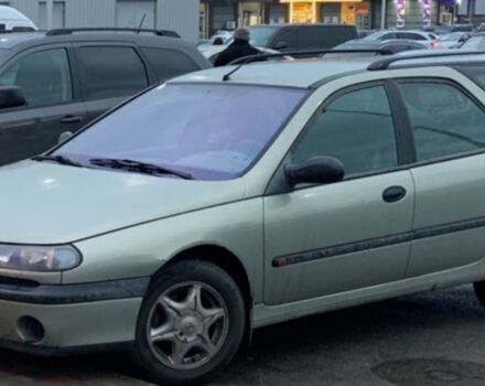Сірий Рено Лагуна, об'ємом двигуна 1.6 л та пробігом 427 тис. км за 1999 $, фото 1 на Automoto.ua