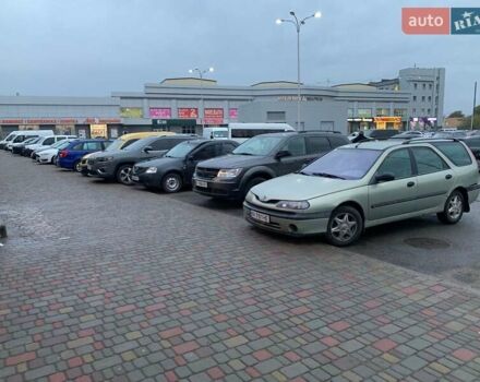 Серый Рено Лагуна, объемом двигателя 1.6 л и пробегом 427 тыс. км за 2600 $, фото 1 на Automoto.ua