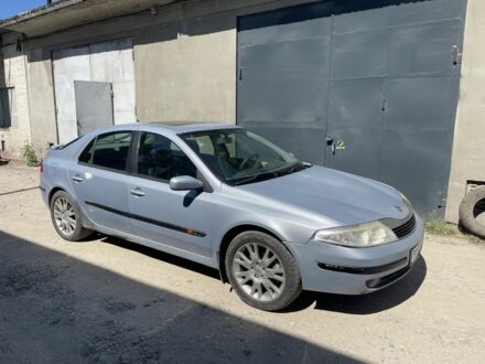 Рено Лагуна 2001 в Тернополе на Automoto.ua Серый Рено Лагуна, объемом двигателя 1.8 л и пробегом 200 тыс. км за 1750 $, фото 1 на Automoto.ua