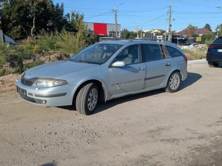 Серый Рено Лагуна, объемом двигателя 0 л и пробегом 250 тыс. км за 750 $, фото 1 на Automoto.ua