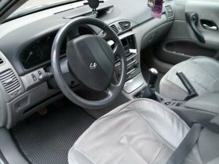 Серый Рено Лагуна, объемом двигателя 20 л и пробегом 200 тыс. км за 3500 $, фото 1 на Automoto.ua