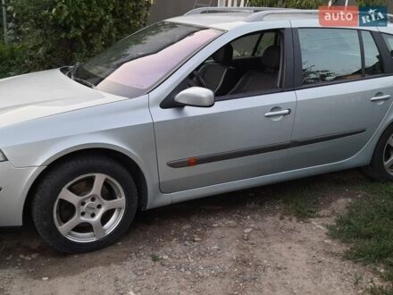 Серый Рено Лагуна, объемом двигателя 1.87 л и пробегом 273 тыс. км за 2800 $, фото 1 на Automoto.ua