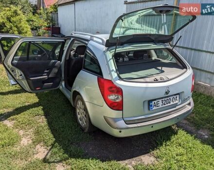 Серый Рено Лагуна, объемом двигателя 1.8 л и пробегом 250 тыс. км за 3500 $, фото 1 на Automoto.ua