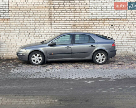 Сірий Рено Лагуна, об'ємом двигуна 1.78 л та пробігом 300 тис. км за 3500 $, фото 1 на Automoto.ua
