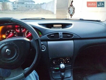 Серый Рено Лагуна, объемом двигателя 1.9 л и пробегом 410 тыс. км за 2500 $, фото 1 на Automoto.ua