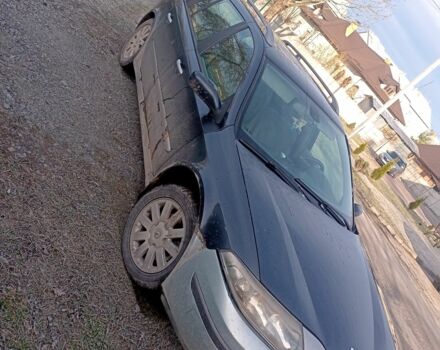 Серый Рено Лагуна, объемом двигателя 1.9 л и пробегом 448 тыс. км за 2900 $, фото 1 на Automoto.ua