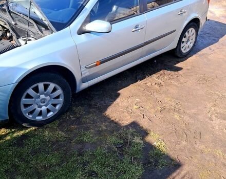 Серый Рено Лагуна, объемом двигателя 1.9 л и пробегом 270 тыс. км за 3500 $, фото 1 на Automoto.ua