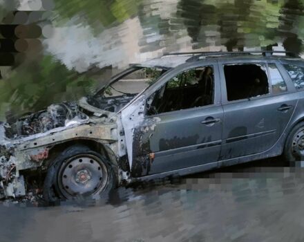 Сірий Рено Лагуна, об'ємом двигуна 1.9 л та пробігом 300 тис. км за 301 $, фото 1 на Automoto.ua