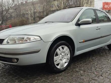 Серый Рено Лагуна, объемом двигателя 1.8 л и пробегом 176 тыс. км за 4850 $, фото 1 на Automoto.ua