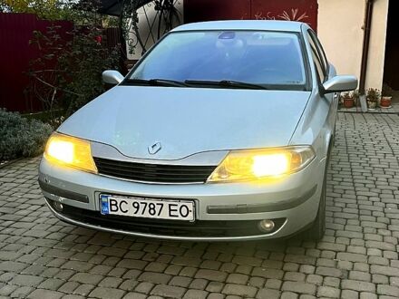 Сірий Рено Лагуна, об'ємом двигуна 2 л та пробігом 281 тис. км за 2600 $, фото 1 на Automoto.ua