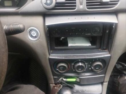 Рено Лагуна 2003 в Коростышеве на Automoto.ua Серый Рено Лагуна, объемом двигателя 1.78 л и пробегом 507 тыс. км за 2600 $, фото 1 на Automoto.ua