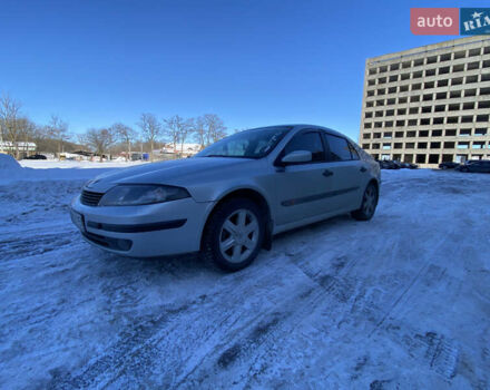 Сірий Рено Лагуна, об'ємом двигуна 1.6 л та пробігом 303 тис. км за 3100 $, фото 1 на Automoto.ua