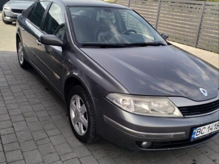 Серый Рено Лагуна, объемом двигателя 2.2 л и пробегом 370 тыс. км за 3000 $, фото 1 на Automoto.ua