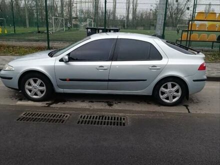 Серый Рено Лагуна, объемом двигателя 2 л и пробегом 302 тыс. км за 3500 $, фото 1 на Automoto.ua