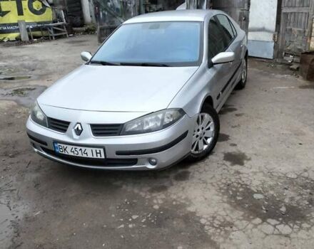 Серый Рено Лагуна, объемом двигателя 2 л и пробегом 185 тыс. км за 4000 $, фото 1 на Automoto.ua