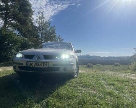 Серый Рено Лагуна, объемом двигателя 2 л и пробегом 246 тыс. км за 3709 $, фото 1 на Automoto.ua