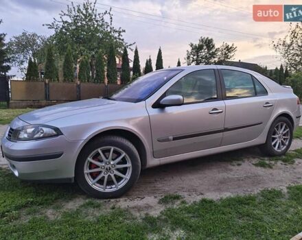 Серый Рено Лагуна, объемом двигателя 2 л и пробегом 154 тыс. км за 5000 $, фото 1 на Automoto.ua