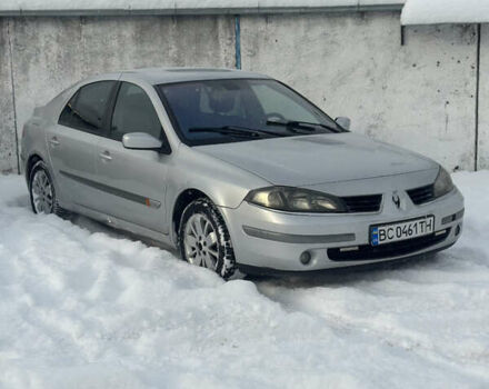 Серый Рено Лагуна, объемом двигателя 2 л и пробегом 299 тыс. км за 2850 $, фото 1 на Automoto.ua