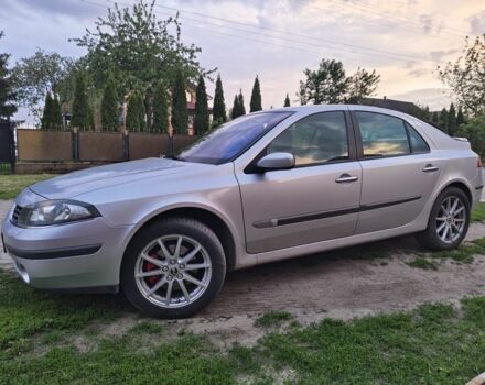 Серый Рено Лагуна, объемом двигателя 2 л и пробегом 145 тыс. км за 5300 $, фото 1 на Automoto.ua