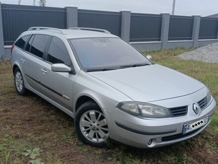 Рено Лагуна 2006 у Каневе на Automoto.ua Сірий Рено Лагуна, об'ємом двигуна 1.6 л та пробігом 330 тис. км за 4300 $, фото 1 на Automoto.ua