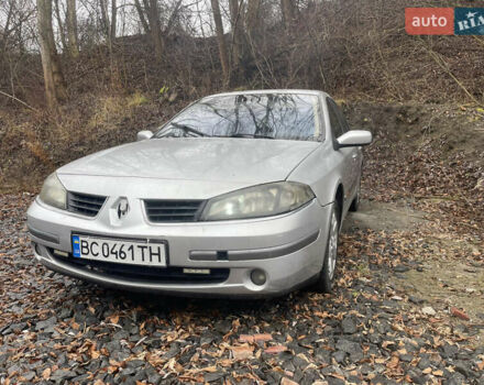 Серый Рено Лагуна, объемом двигателя 2 л и пробегом 396 тыс. км за 4000 $, фото 1 на Automoto.ua