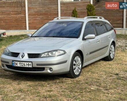 Серый Рено Лагуна, объемом двигателя 2 л и пробегом 250 тыс. км за 3950 $, фото 1 на Automoto.ua