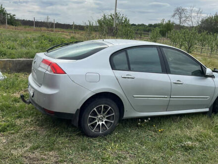 Рено Лагуна 2007 в Черкассах на Automoto.ua Серый Рено Лагуна, объемом двигателя 1.46 л и пробегом 250 тыс. км за 1500 $, фото 1 на Automoto.ua