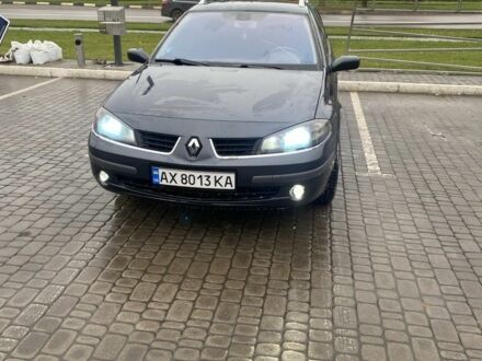 Серый Рено Лагуна, объемом двигателя 2 л и пробегом 333 тыс. км за 4900 $, фото 1 на Automoto.ua
