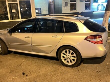 Серый Рено Лагуна, объемом двигателя 1.5 л и пробегом 215 тыс. км за 7200 $, фото 1 на Automoto.ua