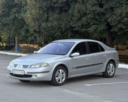 Серый Рено Лагуна, объемом двигателя 2 л и пробегом 200 тыс. км за 4517 $, фото 1 на Automoto.ua