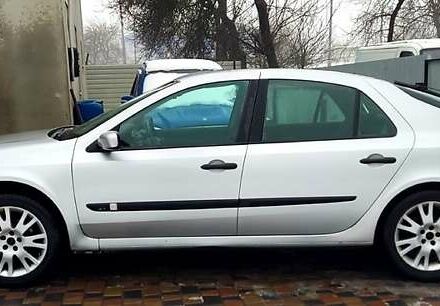 Серый Рено Лагуна, объемом двигателя 1.6 л и пробегом 280 тыс. км за 3000 $, фото 1 на Automoto.ua