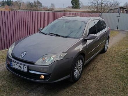 Рено Лагуна 2007 в Ровно на Automoto.ua Серый Рено Лагуна, объемом двигателя 2 л и пробегом 355 тыс. км за 5150 $, фото 1 на Automoto.ua