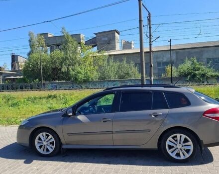 Сірий Рено Лагуна, об'ємом двигуна 1.46 л та пробігом 228 тис. км за 5600 $, фото 1 на Automoto.ua