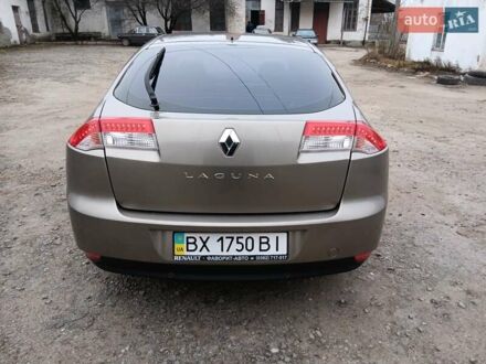 Рено Лагуна 2008 в Красилове на Automoto.ua Серый Рено Лагуна, объемом двигателя 2 л и пробегом 368 тыс. км за 4500 $, фото 1 на Automoto.ua