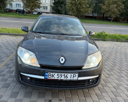 Сірий Рено Лагуна, об'ємом двигуна 2 л та пробігом 325 тис. км за 5300 $, фото 1 на Automoto.ua