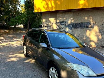 Рено Лагуна 2008 в Славянске на Automoto.ua Серый Рено Лагуна, объемом двигателя 15 л и пробегом 272 тыс. км за 6400 $, фото 1 на Automoto.ua