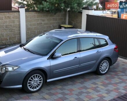 Серый Рено Лагуна, объемом двигателя 2 л и пробегом 320 тыс. км за 5700 $, фото 1 на Automoto.ua