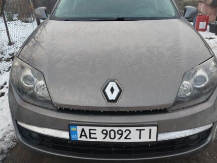Рено Лагуна 2009 у Доброполье на Automoto.ua Сірий Рено Лагуна, об'ємом двигуна 1.5 л та пробігом 207 тис. км за 6200 $, фото 1 на Automoto.ua