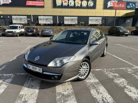 Рено Лагуна 2009 у Рівному на Automoto.ua Сірий Рено Лагуна, об'ємом двигуна 1.46 л та пробігом 241 тис. км за 6150 $, фото 1 на Automoto.ua