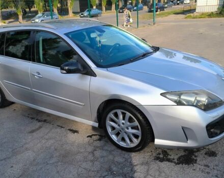 Серый Рено Лагуна, объемом двигателя 2 л и пробегом 323 тыс. км за 5200 $, фото 1 на Automoto.ua