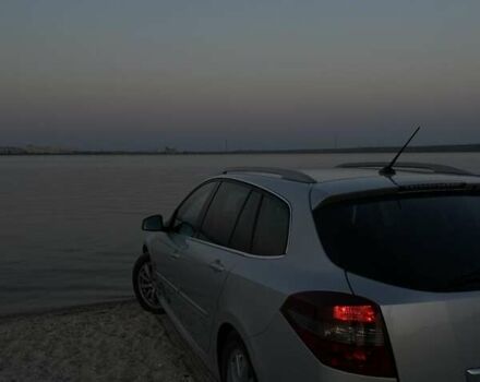 Серый Рено Лагуна, объемом двигателя 2 л и пробегом 285 тыс. км за 6300 $, фото 1 на Automoto.ua