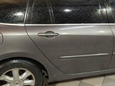 Сірий Рено Лагуна, об'ємом двигуна 1.46 л та пробігом 314 тис. км за 7100 $, фото 1 на Automoto.ua