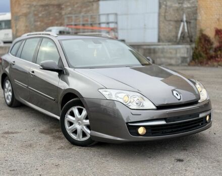 Рено Лагуна 2010 в Павлограде на Automoto.ua Серый Рено Лагуна, объемом двигателя 2 л и пробегом 244 тыс. км за 4150 $, фото 1 на Automoto.ua